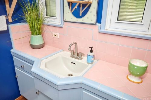 4746 Jurupa Ave, Riverside CA  92506-1967 exterior