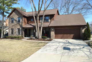 6163 Harth Ct, Lisle, IL 60532-2812