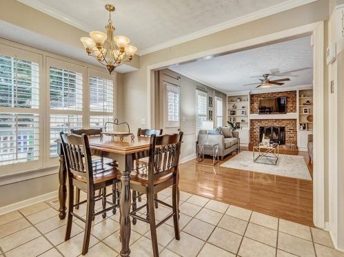 3217 Henderson Walk, Atlanta GA  30340-4327 exterior