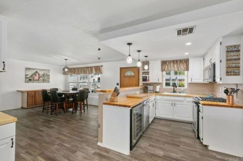 1593 Markerry Ave, El Cajon, CA 92019-2584