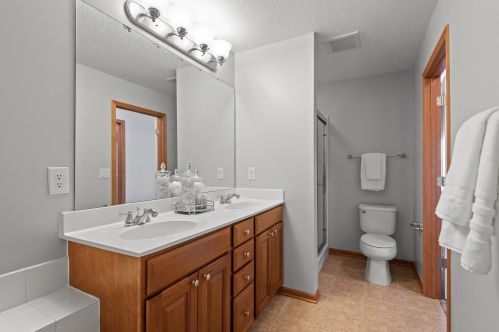 2150 Cedar Grove Trl, Saint Paul MN  55122-1543 exterior