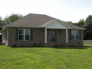 108 Rolling Meadows Ave, Portland, TN 37148-2034