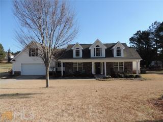 910 Callee Dr, Loganville, GA 30052-7255