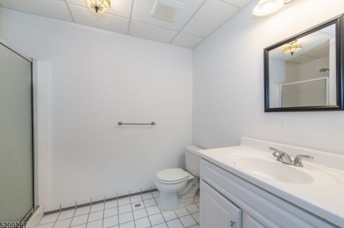 7 Sycamore Ln, Dover NJ  07869-3704 exterior
