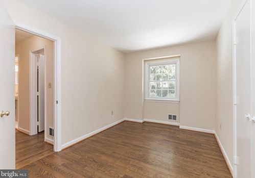 13825 Gate Dr, Silver Spring MD 20906-2208 exterior