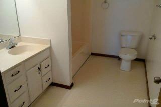 5059 Breezeway Dr, Toledo OH  43613-2522 exterior