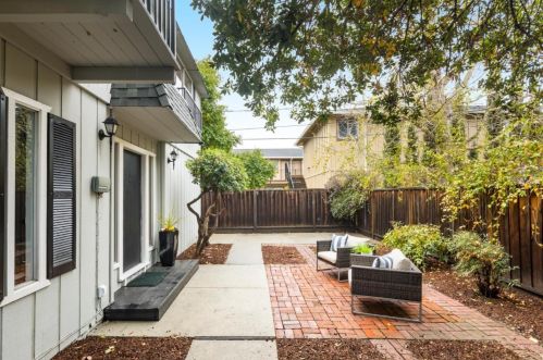 3796 Park Blvd, Palo Alto, CA 94306-3430
