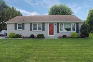 1018 High St, Hanover, PA 17331-1104