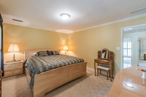 2101 Bohler Rd, Atlanta GA  30318-1515 exterior