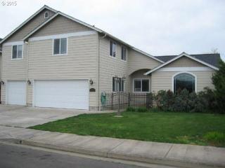 1068 Applegate Pl, Harrisburg, OR 97446-8703