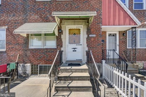 7232 Bustleton Ave, Philadelphia, PA 19149-1224