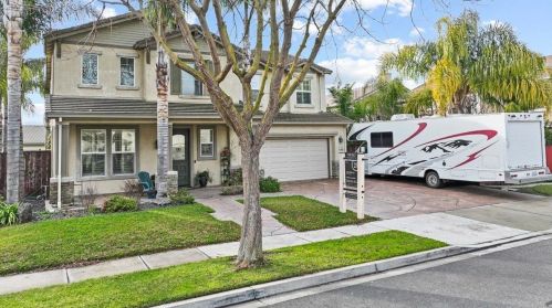 332 Ada Way, Valley Home, CA 95361-3575