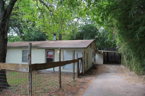 4610 2nd St, Austin TX  78745-2103 exterior