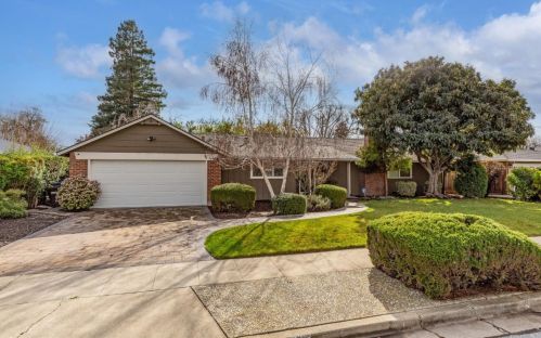 1130 Delynn Way, San Jose, CA 95125-3619