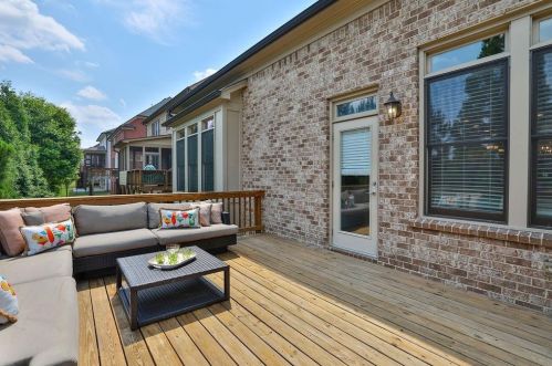 3573 Brookleigh Ln, Atlanta GA  30319-2219 exterior