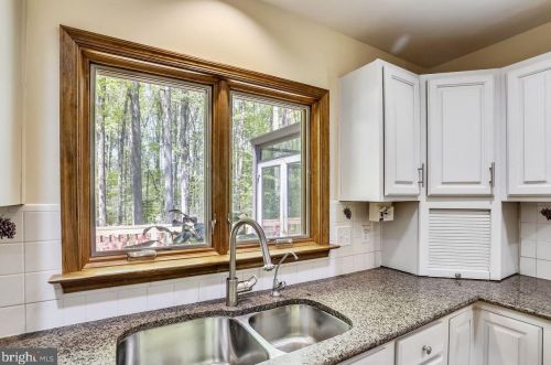 737 Sharpsburg Dr, Davidsonville MD 21035-1927 exterior