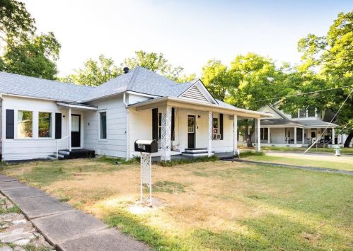 721 Poplar St, Bonham, TX 75418-3533