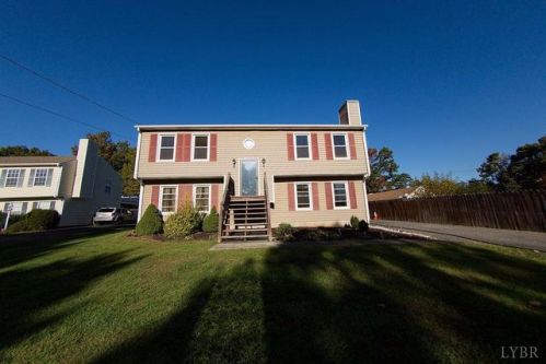 51 Jefferson Manor Dr, Forest, VA 24551-2830