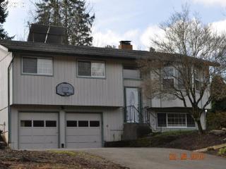 20582 Helzer Way, Happy Valley OR  97089-8335 exterior