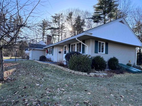 35 Mann Ct, Unity NH  03743-3037 exterior