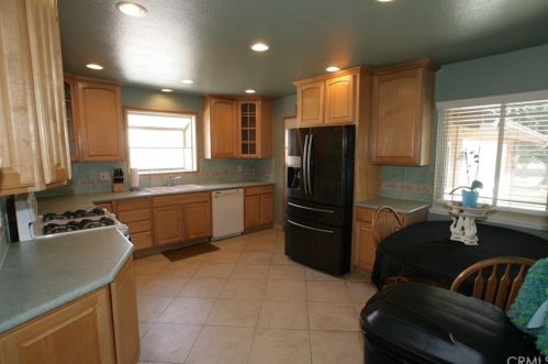 2770 Stanley Pl, Anaheim, CA 92801-4826