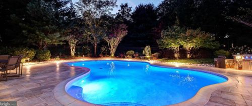 1500 Sandy Glenn Pl, Sandy Spring MD  20860-3007 exterior