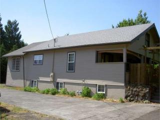 14827 Riv Rd, Portland OR  97267-2611 exterior