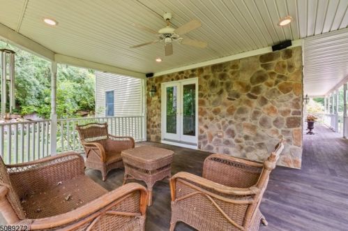 34 Sawmill Rd, Lebanon, NJ 08833-4618
