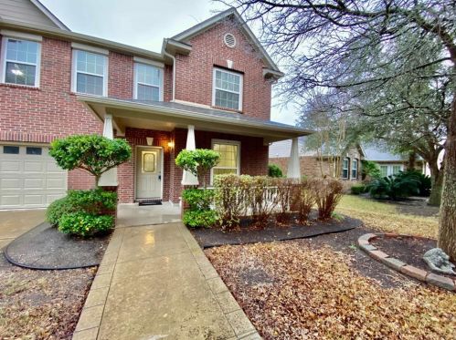 124 Hometown Pkwy, Uhland TX  78640-5710 exterior