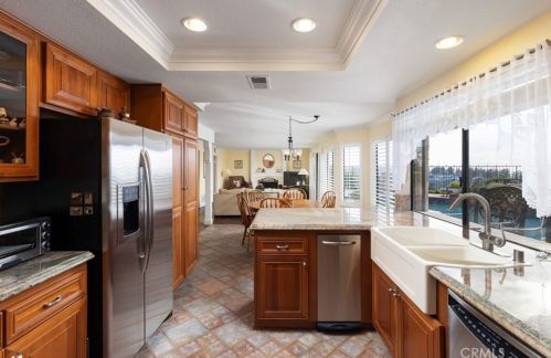 7061 Country Club Ln, Anaheim CA  92807-4413 exterior