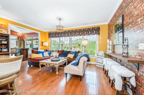 7 Bermet Ct, Tinton Falls NJ 07724-4026 exterior