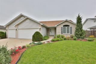 292 Hillcrest Ave, Hobart, IN 46342-3587