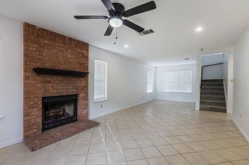 8506 Bisbee Ct, Austin TX  78745-8034 exterior