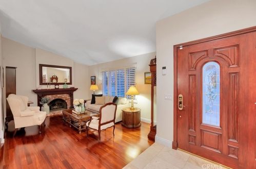 1380 14th St, Upland, CA 91786-2519