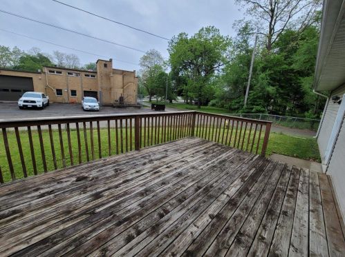 515 Rockton Ave, Rockford, IL 61103-6649