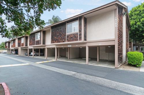 1054 Cabrillo Park Dr, Santa Ana CA  92701-4436 exterior