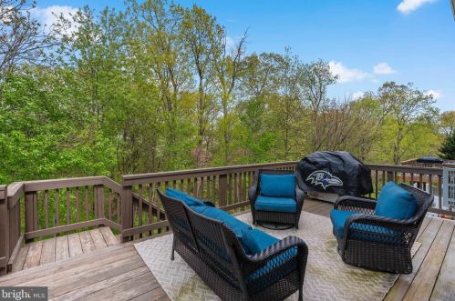 121 Lullwater Way, Falling Waters, WV 25419-4339