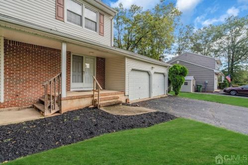 41 Meredith Rd, Piscataway NJ  08854-5419 exterior