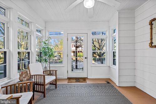 24 Evergreen Ln, Tavistock NJ  08033-1202 exterior