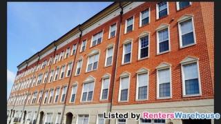7915 Crescent Park Dr, Gainesville VA  20155-1570 exterior