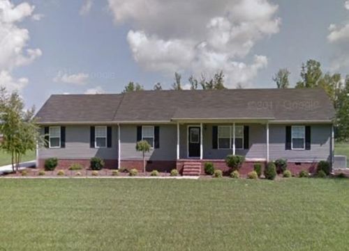 3006 Gnat Hill Rd, Manchester, TN 37355-7557