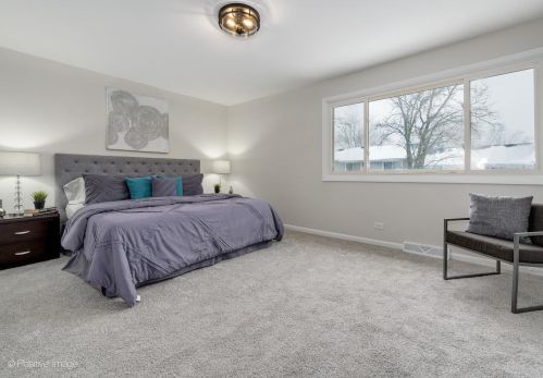 201 Monroe Rd, Lemont IL  60440-2022 exterior