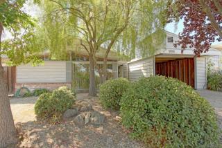 19100 Meiggs Ln, Cupertino, CA 95014-3562