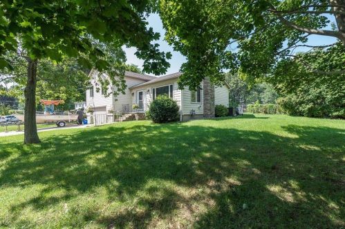 129 Scituate Ave, Providence, RI 02919-4722