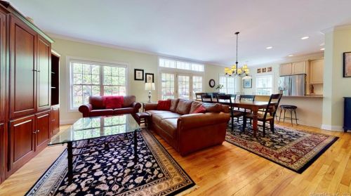 46 Spice Bush Ln, Milford, CT 06461-1793