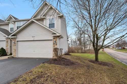 8057 Sierra Woods Ln, Carpentersville, IL 60110-3389
