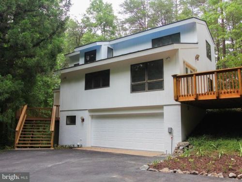 141 Sandy Ridge Rd, Fredericksburg, VA 22405-3537