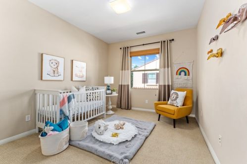 78 Rembrandt, Irvine CA  92620-7314 exterior