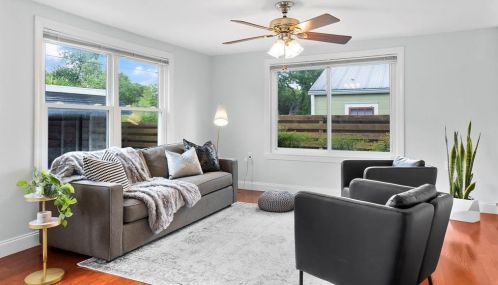 906 43rd St, Austin TX  78751-4405 exterior