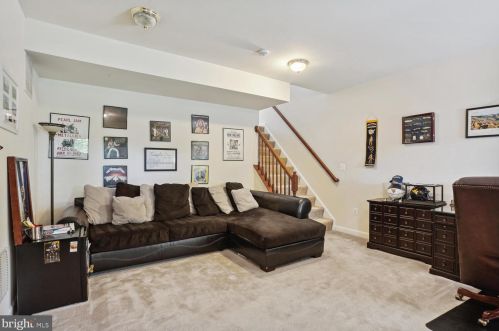 8173 Mccauley Way, Lorton VA  22079-2969 exterior